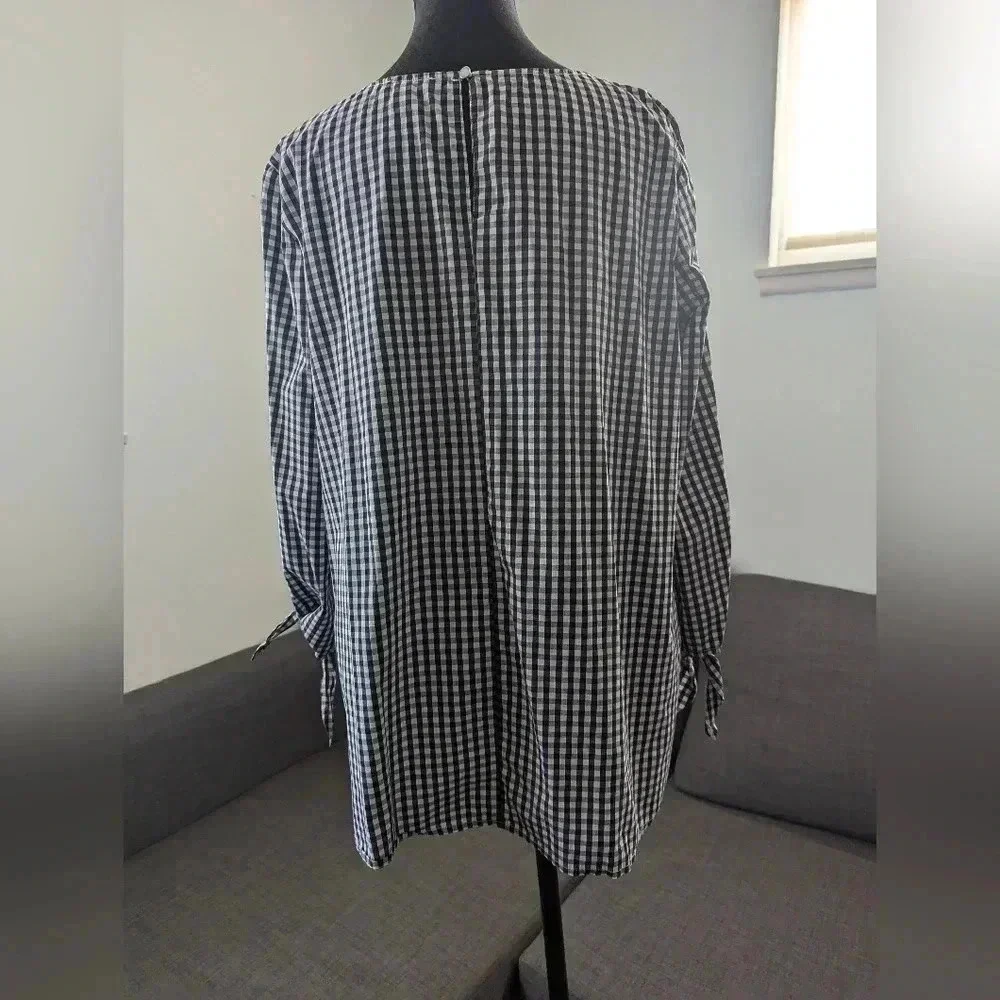 Vince Camuto Black and White Gingham Top -- Size S -- Preppy Jackie O Brunch - Picture 4 of 8